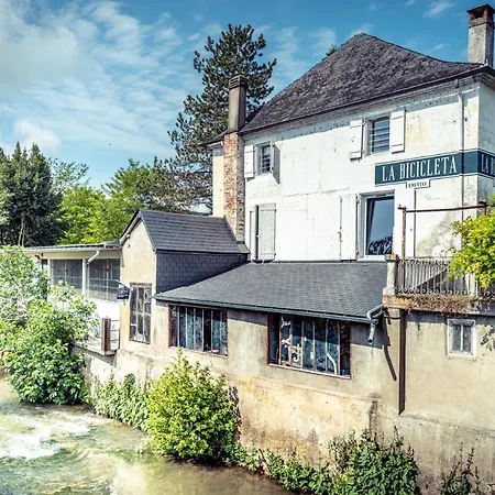 La Bicicleta Ravito Bed & Breakfast